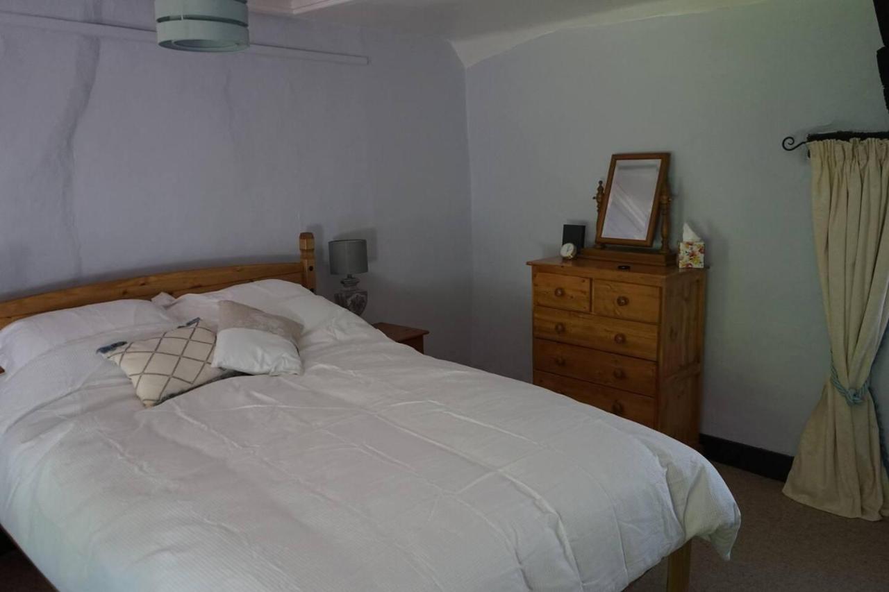 Stunning Historic 2-Bed House In Shaftesburyヴィラ エクステリア 写真